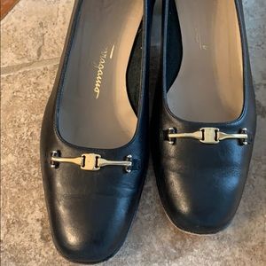 Black heels Salvador Ferragamo boutique